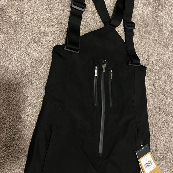 Northface Waterproof, Insulated Ski Pants/ Snow Bibs Womens - Picture 7 of 13